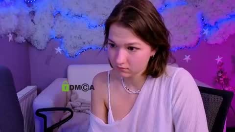 chloe_ley online show from June 12, 3:03 am