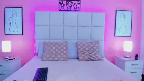 cloe online show from July 21, 4:24 am