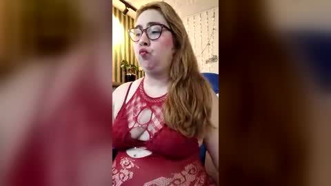 chloe_prg online show from June 14, 2:24 am
