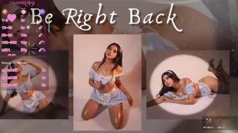 Snapshot of chloe_watson_ chatting on October 17, 8:56 pm online show from October 17, 8:56 pm