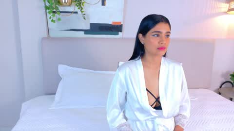 chloebenet online show from March 19, 11:25 am