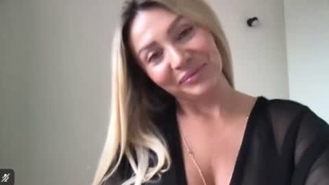 Chloe online show from July 17, 2:21 pm