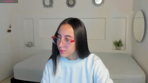 chloehil2 online show from January 10, 7:43 pm