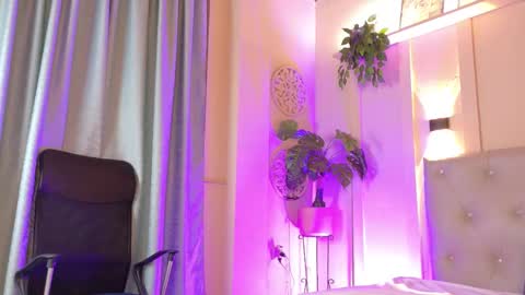 Chloe rosse online show from December 2, 1:07 am