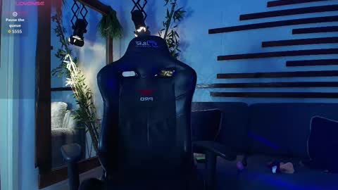 .. Chloe .. online show from November 22, 5:54 am