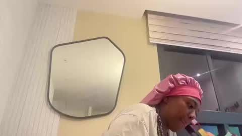 ChocolateCakeQueen online show from December 29, 4:27 am