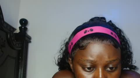 chocomelano_ online show from April 26, 4:16 pm