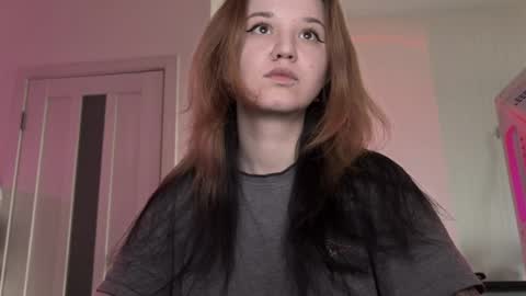 Lissa online show from April 25, 1:41 pm