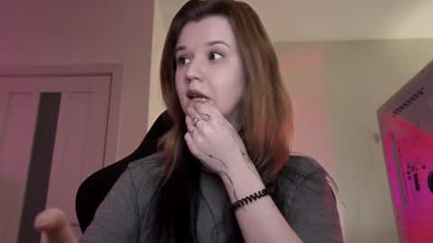 Lissa online show from April 23, 3:36 pm