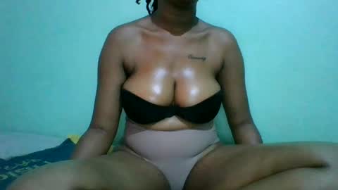 chr153087 online show from July 31, 5:41 am