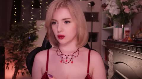 chriss_foxx online show from March 20, 5:29 pm