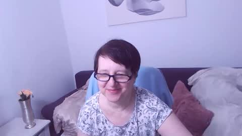 Christa online show from April 25, 7:11 pm