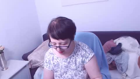 Christa online show from February 8, 3:54 am