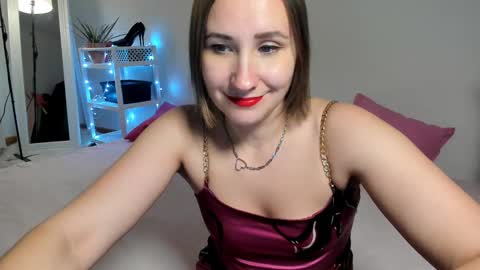 christina rosse online show from December 14, 5:03 pm