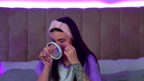 Christina online show from November 11, 7:11 pm