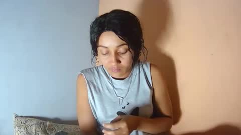 Snapshot of christine213 chatting on October 2, 6:46 pm christine213 online show from October 2, 6:46 pm