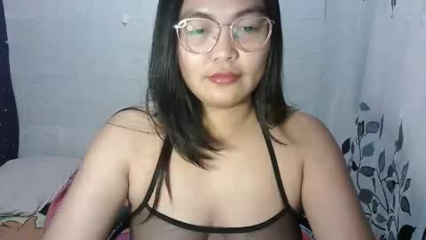 chubbycheeks27 online show from March 16, 5:28 pm