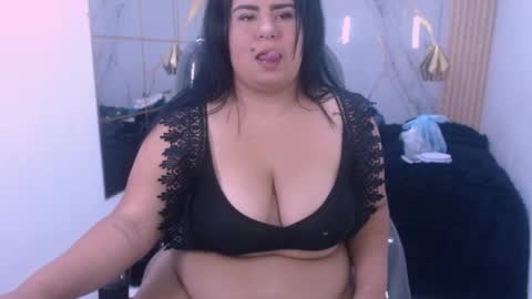 paula online show from October 9, 2:59 am