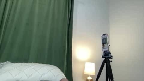 chynamelrose online show from May 25, 5:17 am