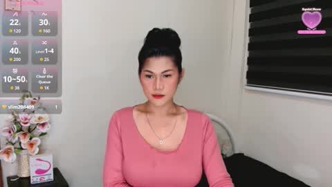 Snapshot of cia_rain chatting on October 9, 7:40 pm cia_rain online show from October 9, 7:40 pm