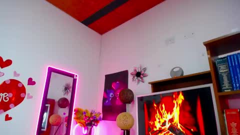 Ciara  online show from April 19, 6:10 pm