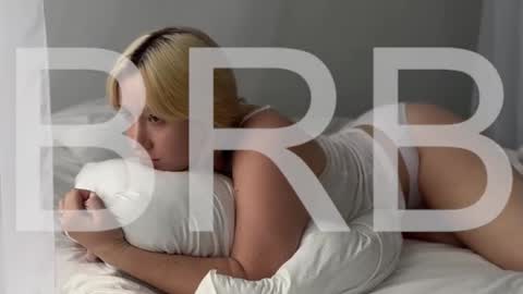 Cin Bellamy online show from November 9, 4:41 am