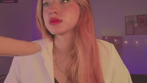 Sofi Eva and Mey online show from May 18, 12:20 am