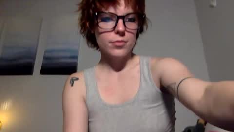 sisypheanlove online show from April 8, 11:40 pm