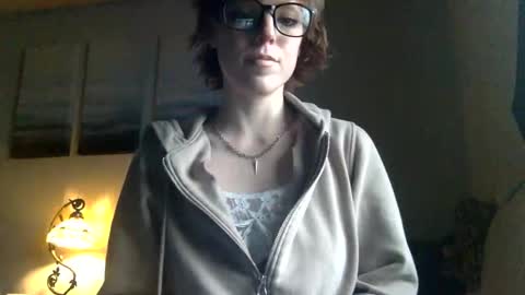 sisypheanlove online show from April 13, 6:41 pm