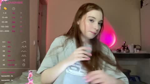 Snapshot of cinnabongirls chatting on February 2, 5:26 pm Maddy online show from February 2, 5:26 pm