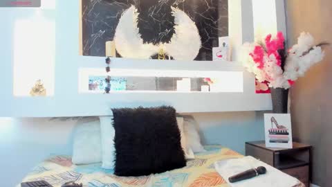 Snapshot of cinthya_mjs chatting on September 26, 12:25 pm Cinthya online show from September 26, 12:25 pm