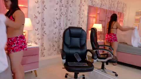 Pretty Cintia  online show from June 21, 9:35 am