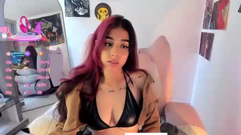 Paulina online show from June 15, 8:53 pm