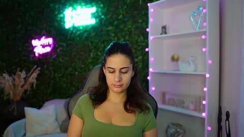 Clair meek online show from January 24, 9:17 am