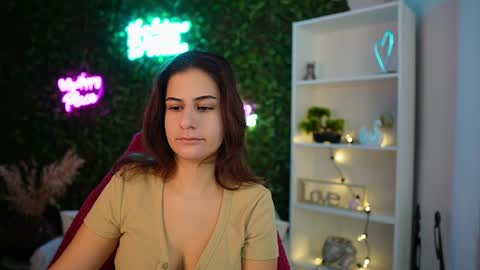 Clair meek online show from January 2, 9:11 am