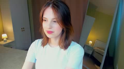 Lily online show from April 29, 7:11 am