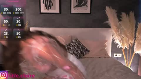 Claire online show from December 17, 5:29 am