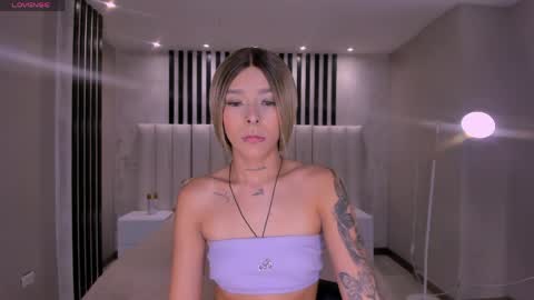 Claire Dawson online show from April 25, 7:00 pm