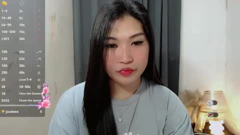 CLAIRE online show from November 19, 5:40 am