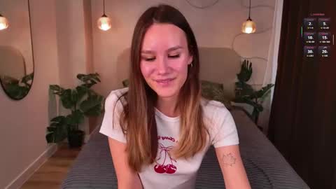 Snapshot of clare_ff chatting on October 4, 1:50 pm Claire online show from October 4, 1:50 pm