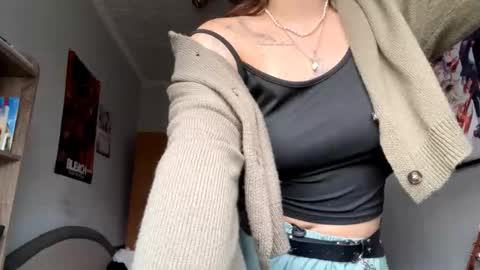 Karolina online show from March 4, 2:45 pm