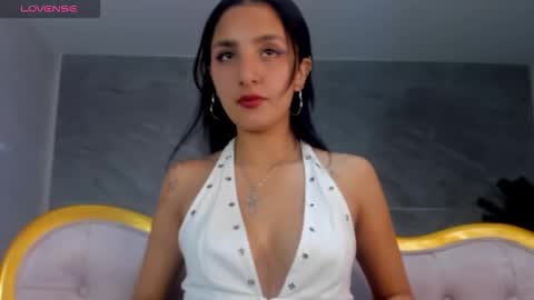 Claudina  online show from October 18, 8:32 pm