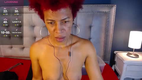Snapshot of claudyowen chatting on December 19, 8:13 pm Anastasia Owen online show from December 19, 8:13 pm