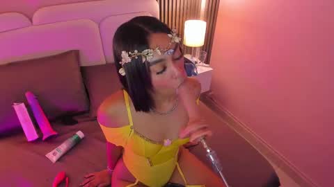 Snapshot of clawdeen__wolf chatting on September 20, 8:18 pm clauwdeen wolf online show from September 20, 8:18 pm
