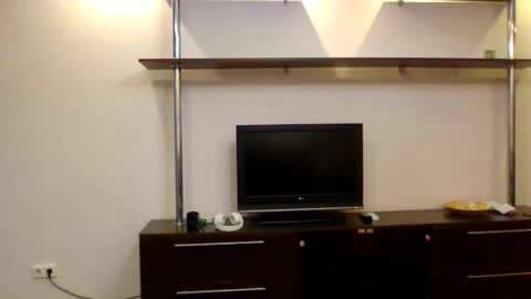 clementinaaures online show from November 7, 2:33 pm
