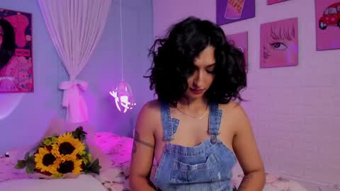 Cleo  online show from April 22, 11:51 am