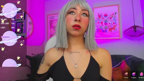 Snapshot of cloe_martinez_ chatting on December 3, 6:35 am Cloe online show from December 3, 6:35 am