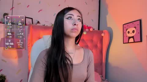 Snapshot of cloe_martinez_ chatting on February 9, 5:11 pm Cloe online show from February 9, 5:11 pm
