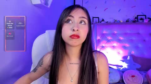 Snapshot of cloe_martinez_ chatting on February 16, 10:21 pm Cloe online show from February 16, 10:21 pm