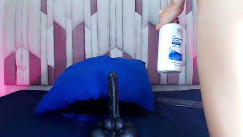 Snapshot of cloe_stanfort chatting on September 25, 8:06 pm Cloe Stanfort online show from September 25, 8:06 pm